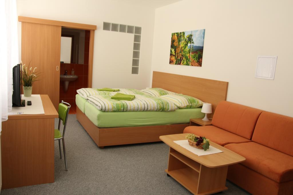 Penzion Bobule Stare Mesto  Phòng bức ảnh