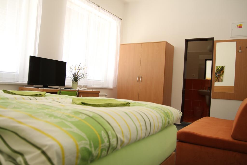 Penzion Bobule Stare Mesto  Phòng bức ảnh
